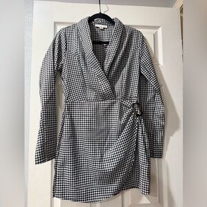 HYFVE Black and White Long Sleeve Dress